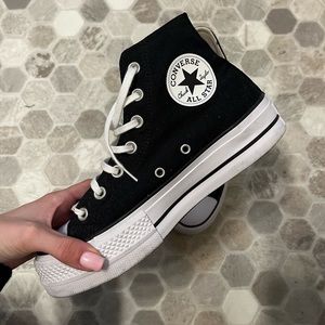 Platform Converse